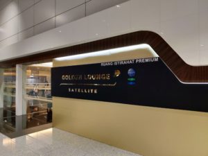 MH Golden Lounge