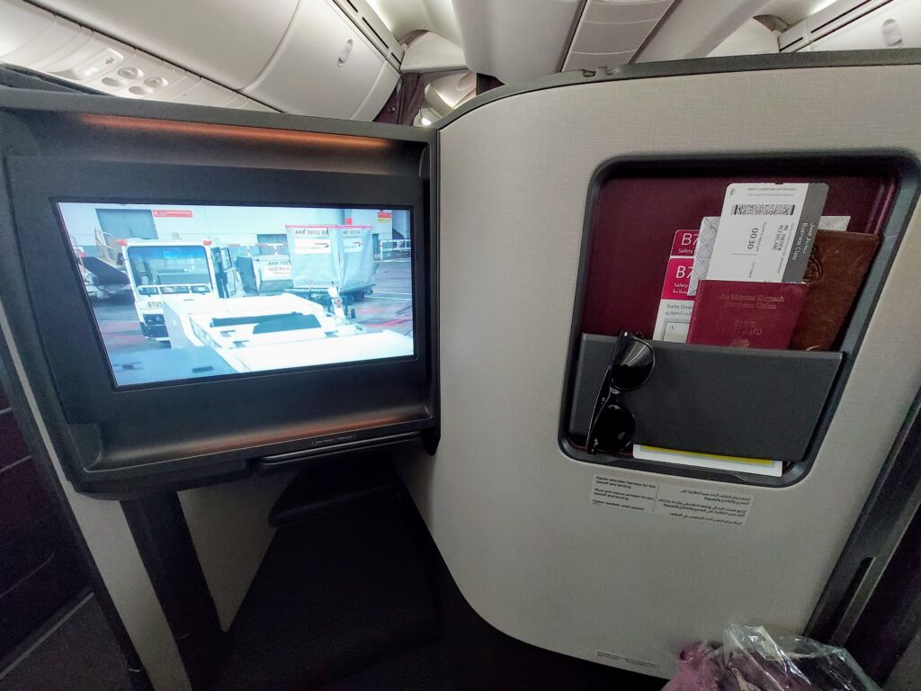 Qatar Airways 787-9 Seat 2E