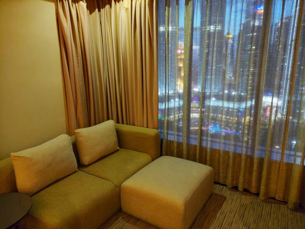 Traders Hotel KL Club Room