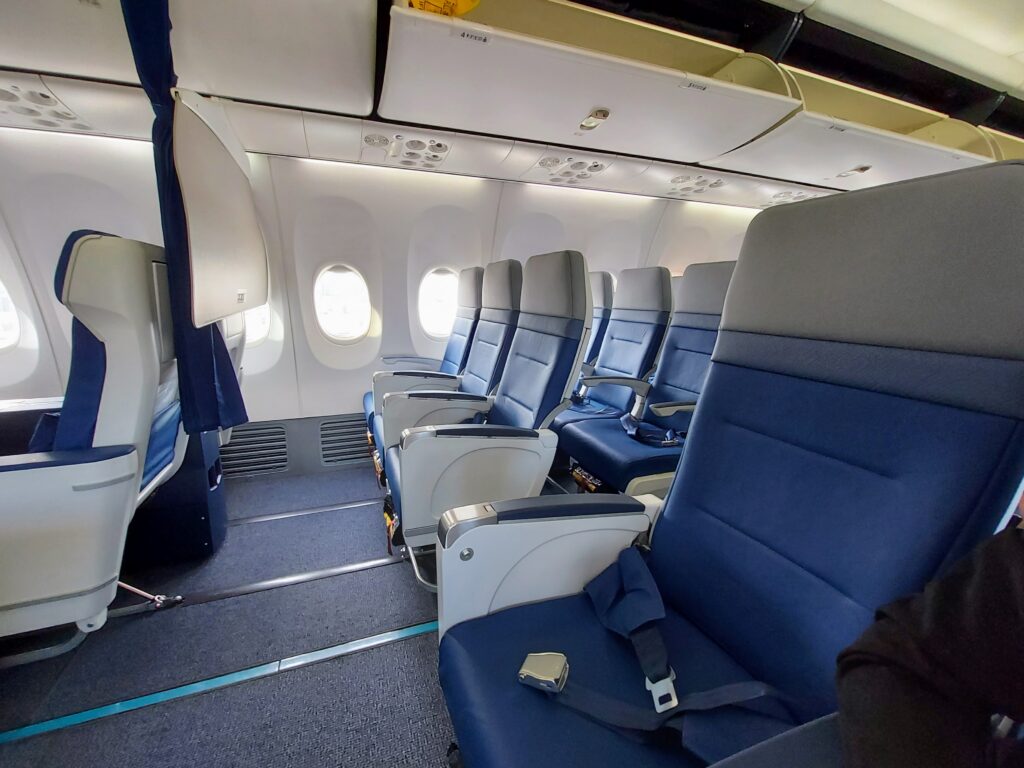 Malaysia Airlines new 737 economy cabin