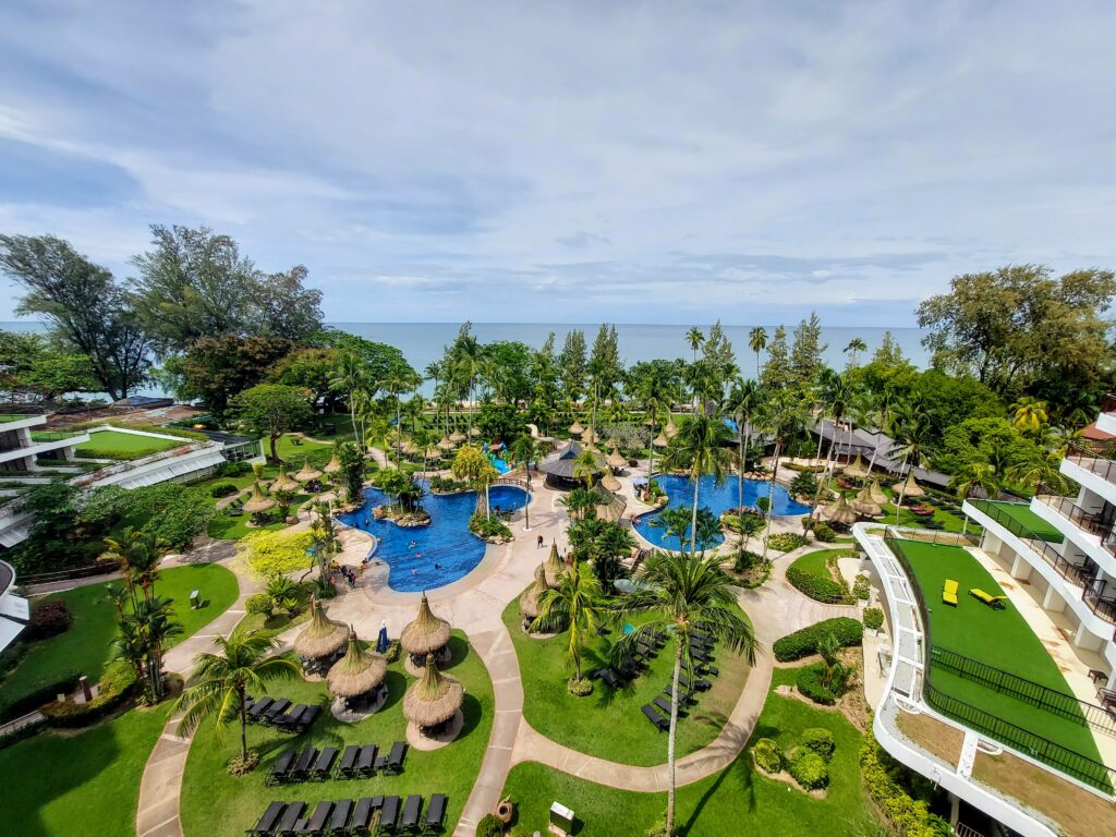 Shangri-La Golden Sands Resort view