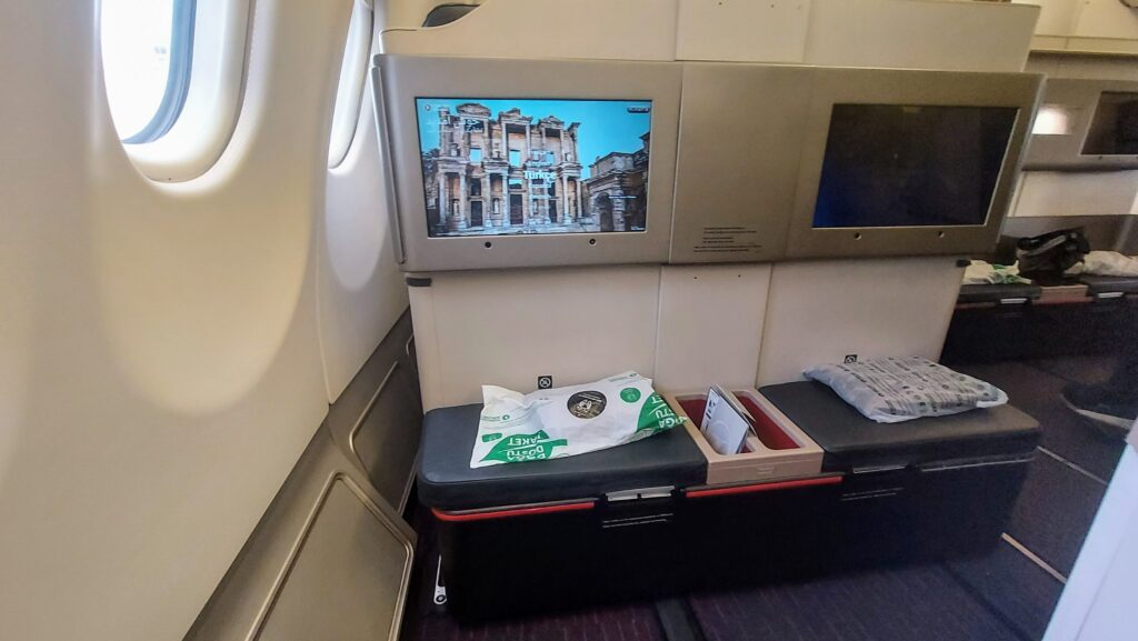 Turkish Airlines A330 business class cabin