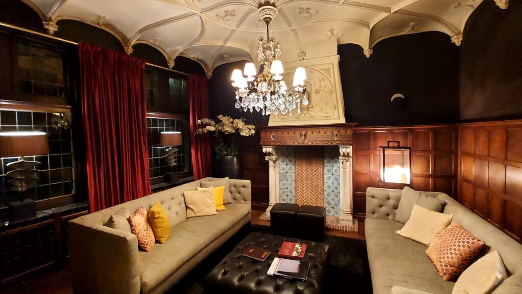 Dukes' Palace Residence Lounge