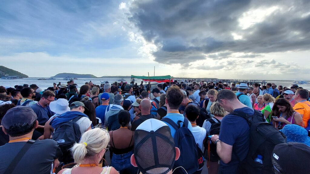 Nusa Penida ferry queue