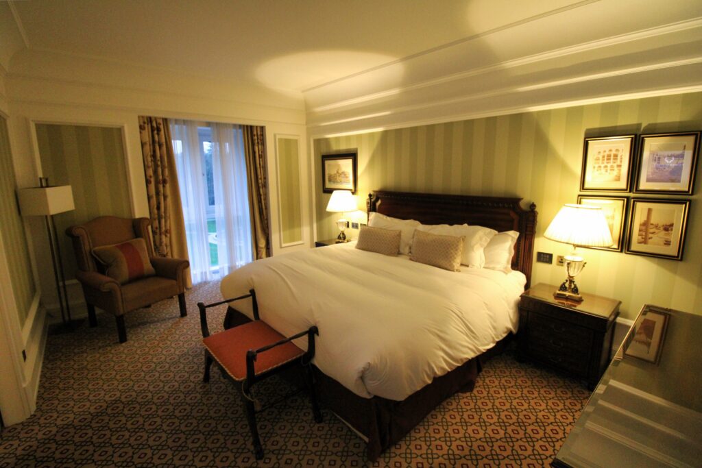 Powerscourt Hotel - Bedroom