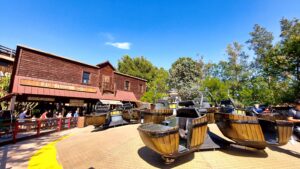 Far West Crazy Barrels - PortAventura