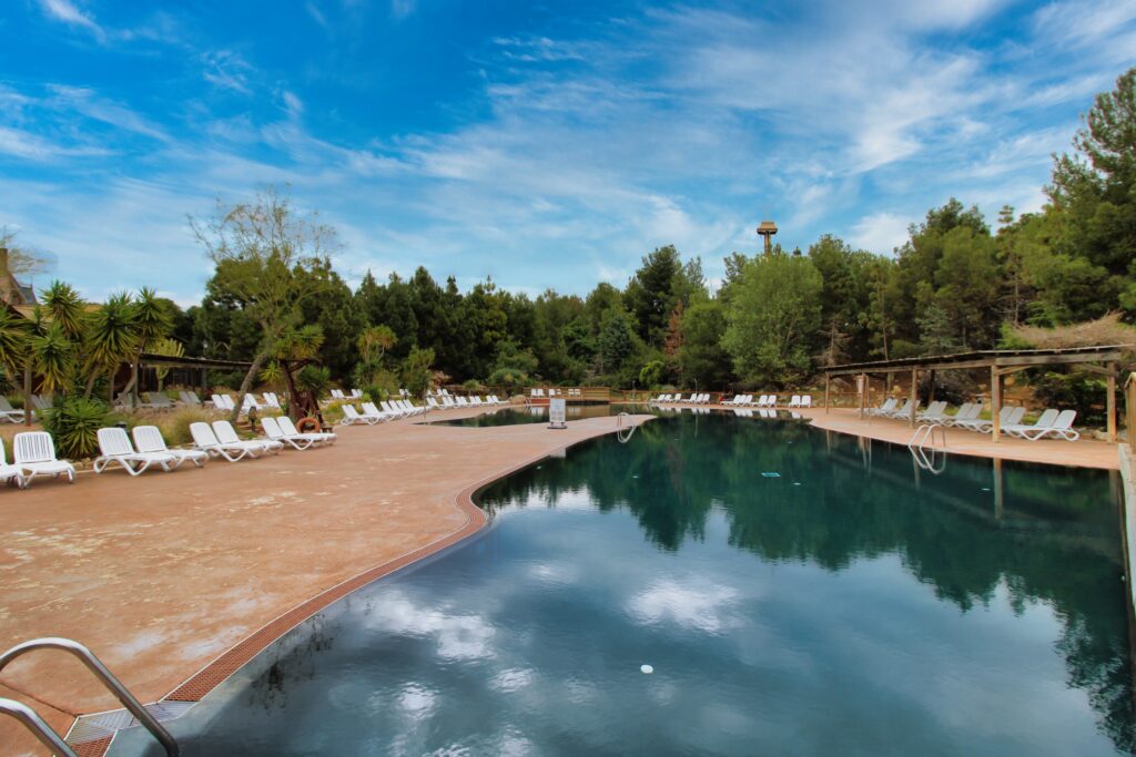 Hotel Gold River Pool